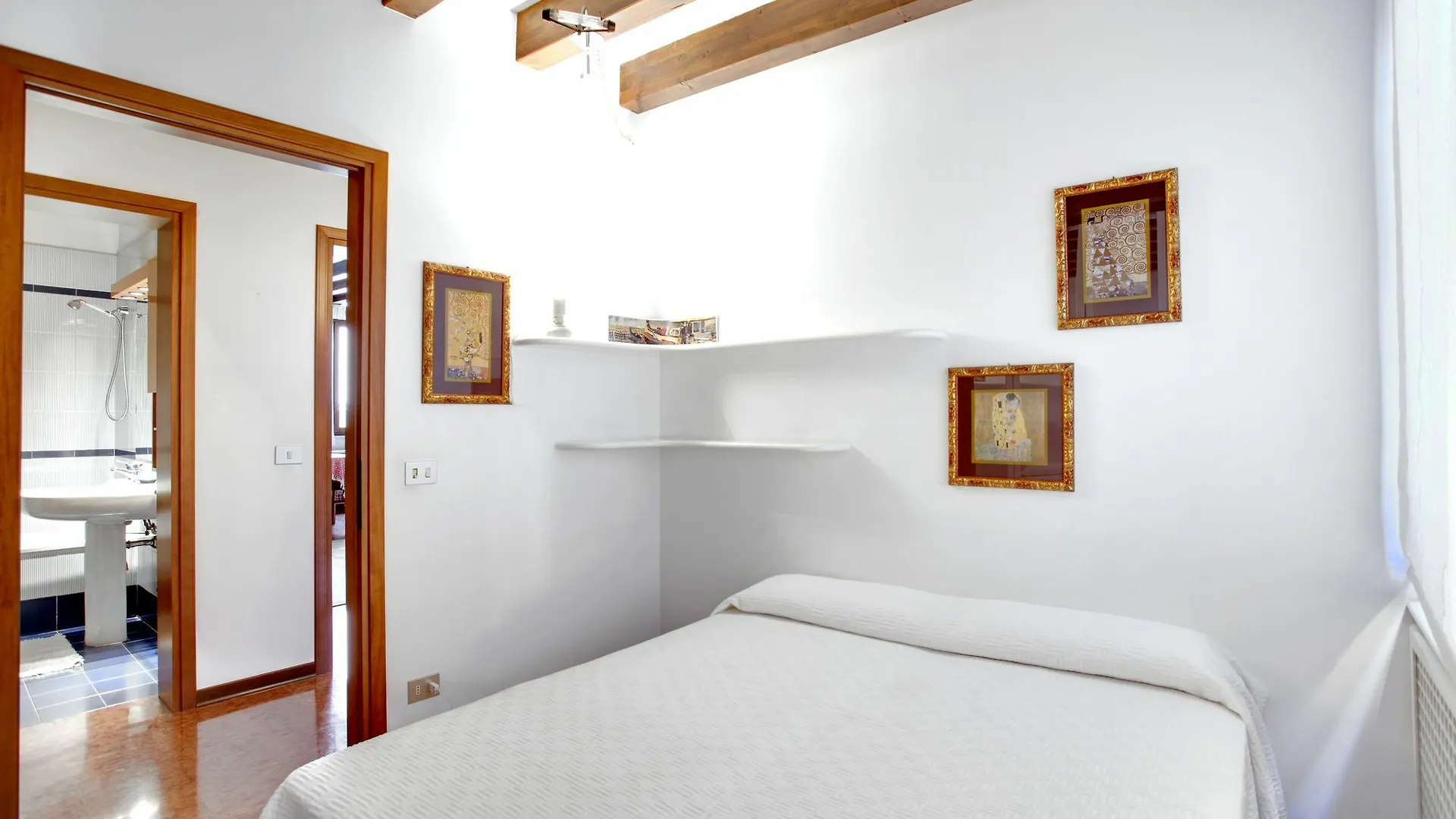 Marzo 22 - Wr Apartments location